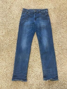 American Eagle Outfitters Men’s Medium-Dark Blue Straight Jeans